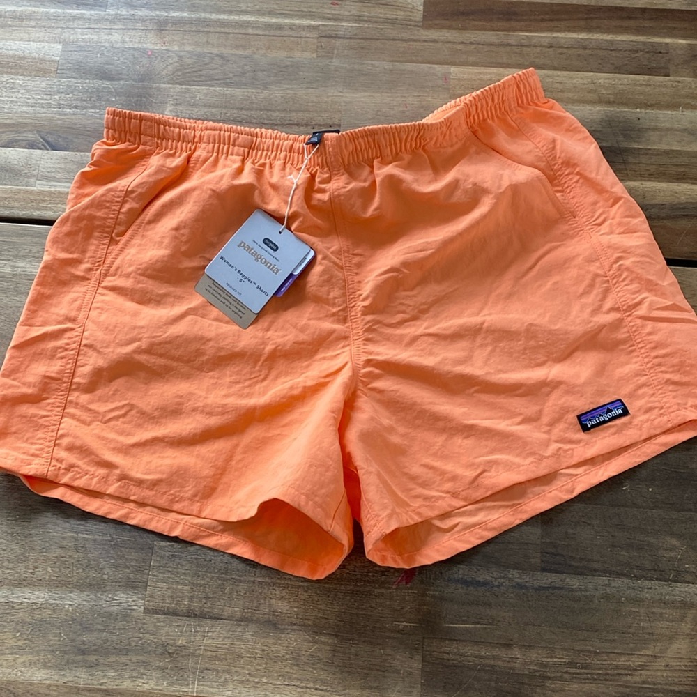 New Patagonia Women’s 5 in Baggies Shorts size Large